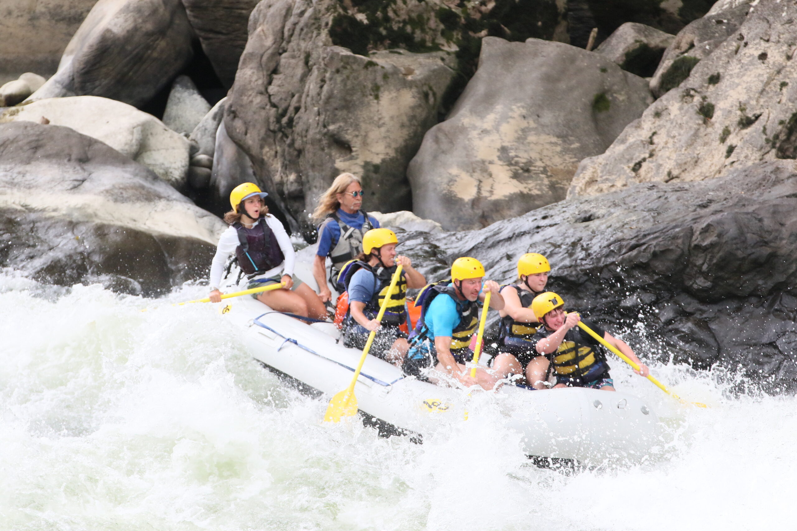 Lower New River Rafting Guide: The Ultimate Whitewater Adventure in the New River Gorge
